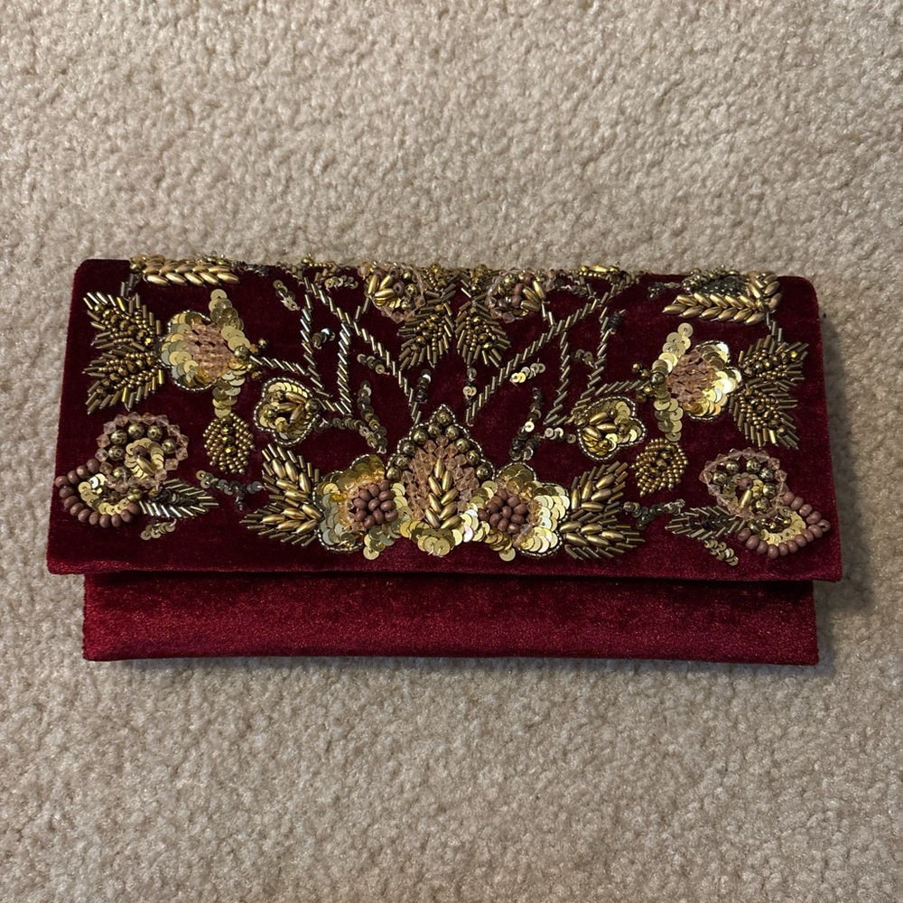Red Clutches & Wristlets Bags